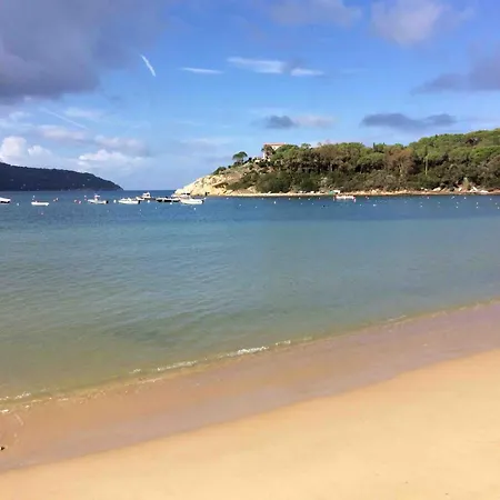 Casa vacanze Casa Delle Rondini, Vista Mare, A Procchio! Procchio (Isola d'Elba)